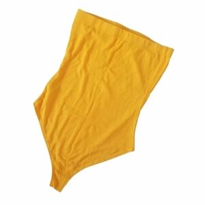 Charlotte Russe Size XSmall Strapless Bodysuit.